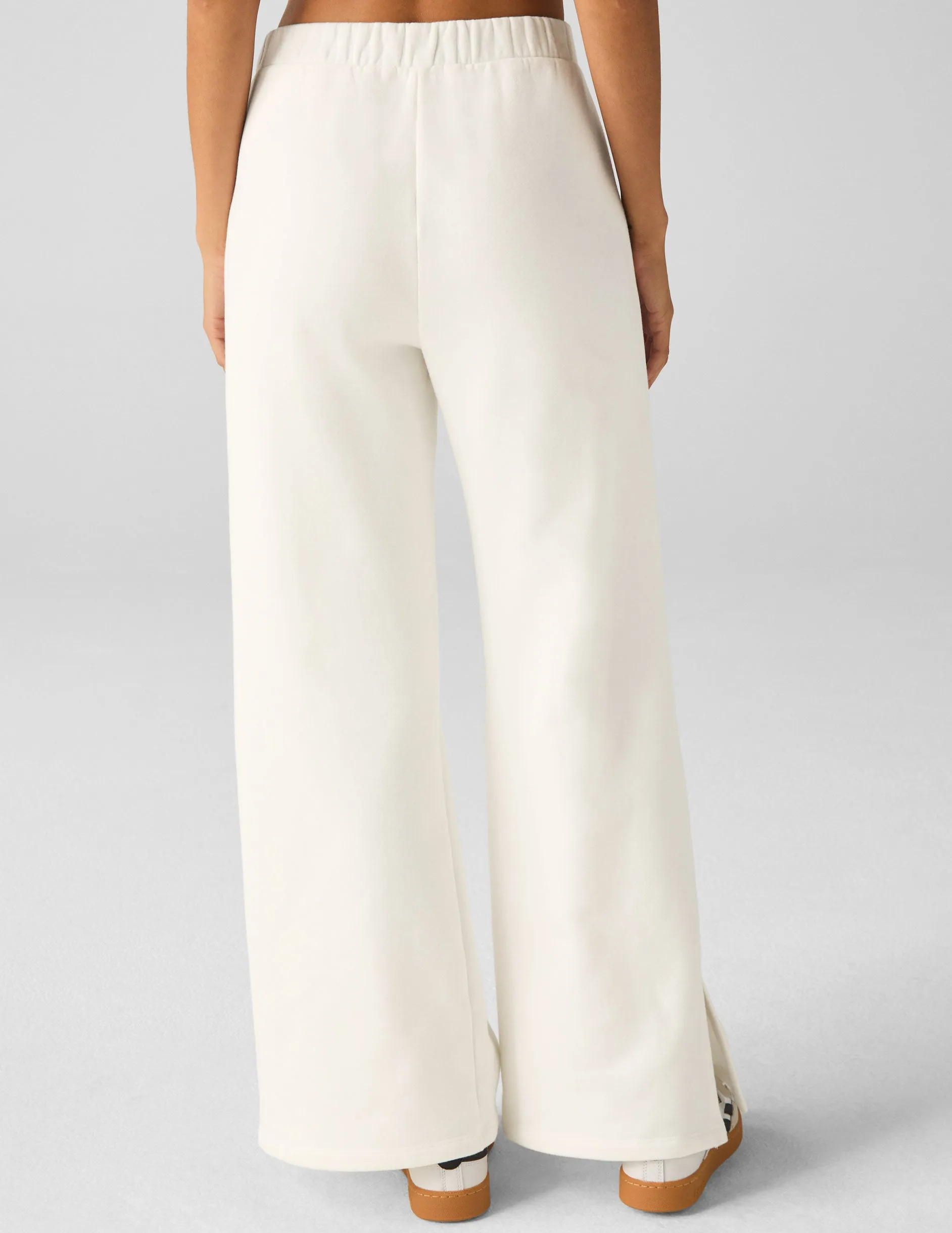 Open Ended Mid Rise Wide Leg Pant