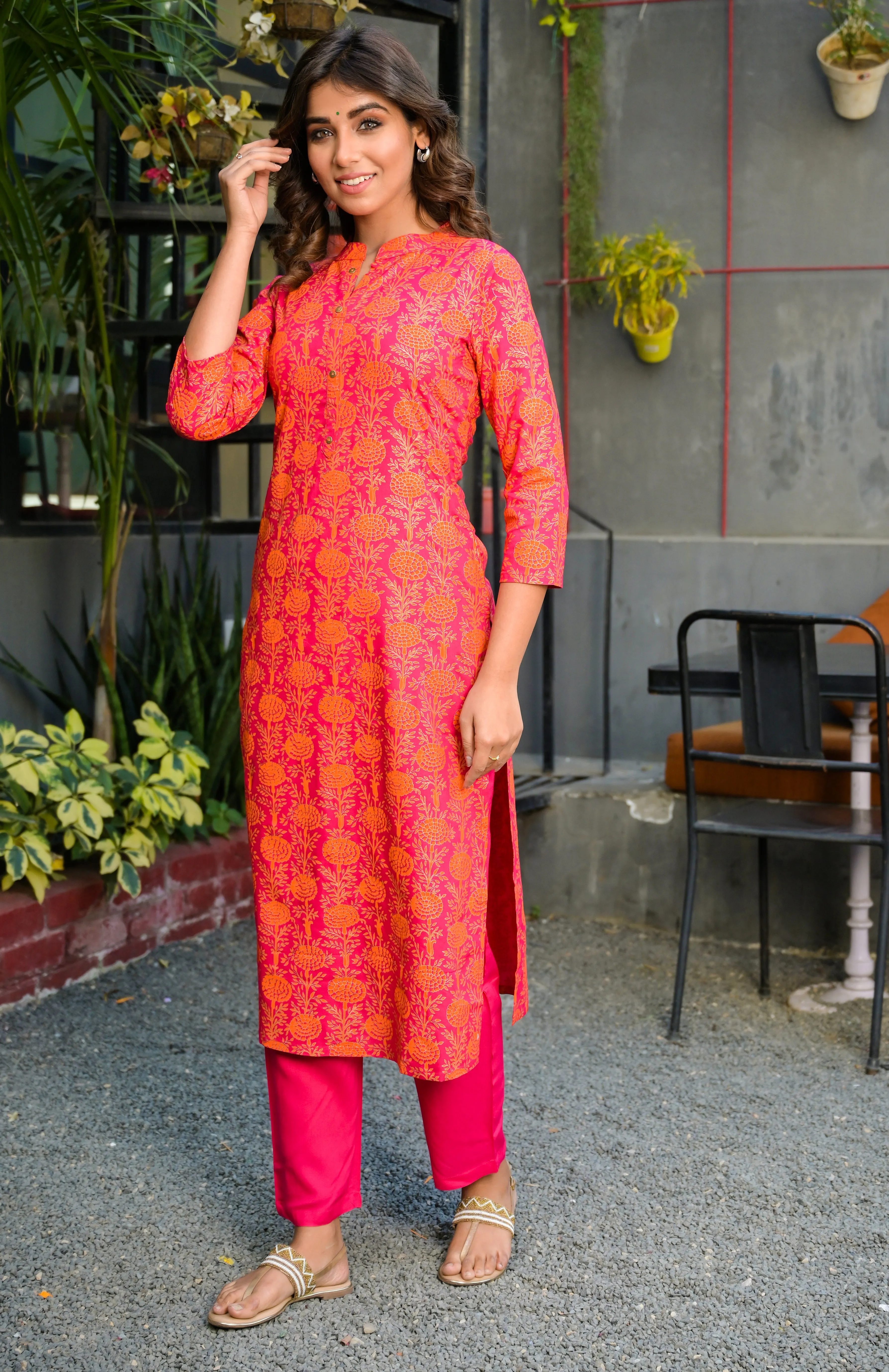 Women Prink And Orange Printed Kurta Set